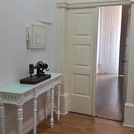 Guest house 4-As Andar-Moradia Castelo Guimaraes